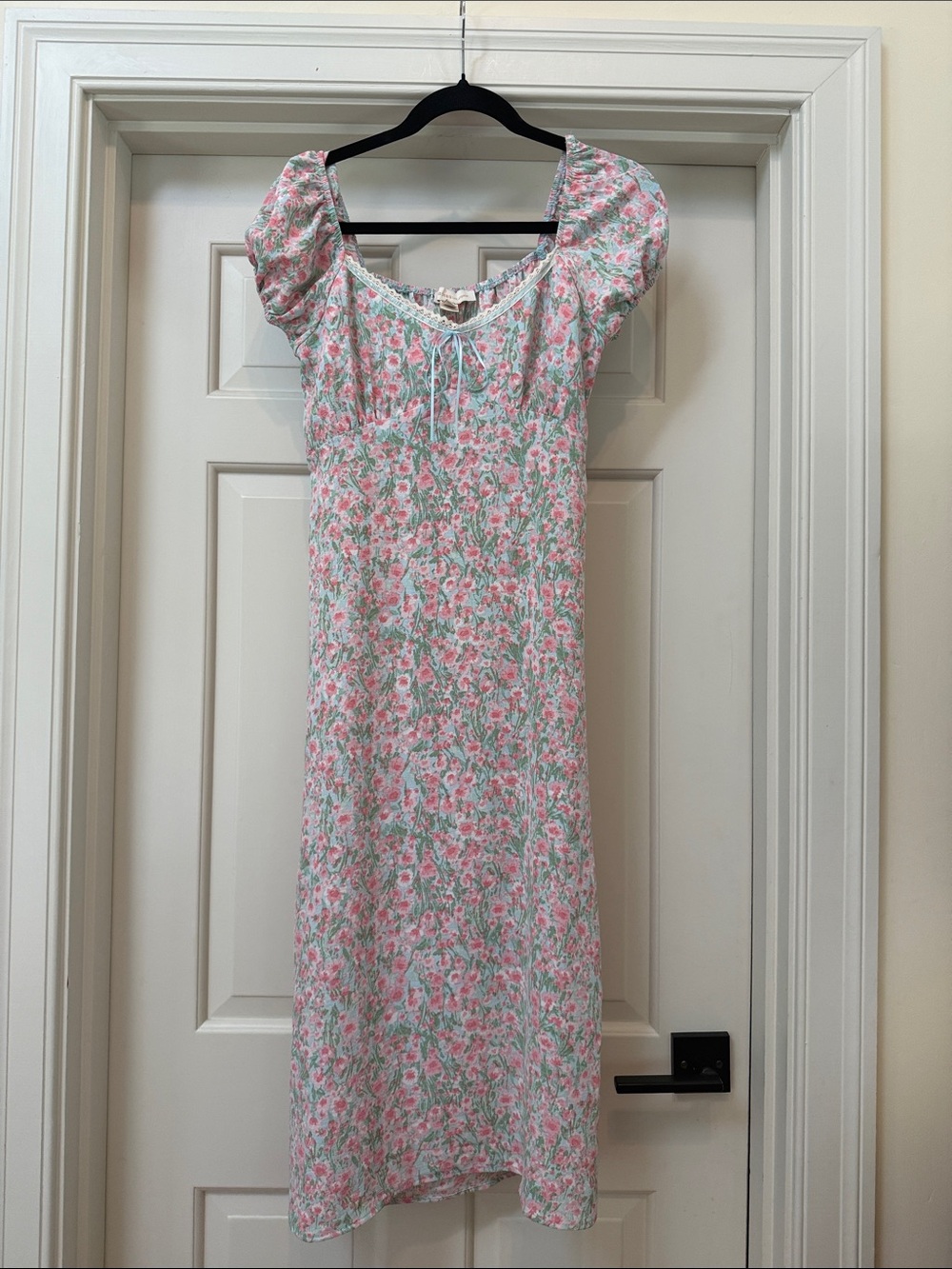 Monteau / Anthropologie- Pink & Green Floral Maxi Dress - Size Small